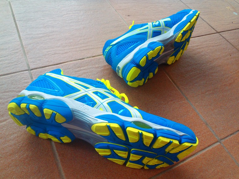 which is better asics nimbus or cumulus