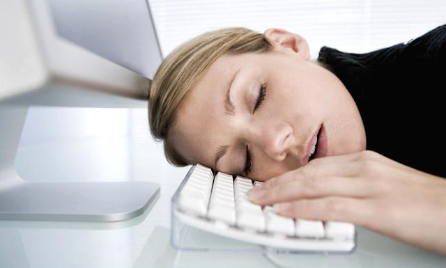 10 Signs You are not Drinking Enough Water, Fatigue