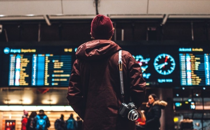 6 Kesalahan Yang Kerap Kali Terjadi Saat Di Bandara Kesalahan yang sering terjadi di bandara 6 Kesalahan Yang Kerap Kali Terjadi Saat Di Bandara