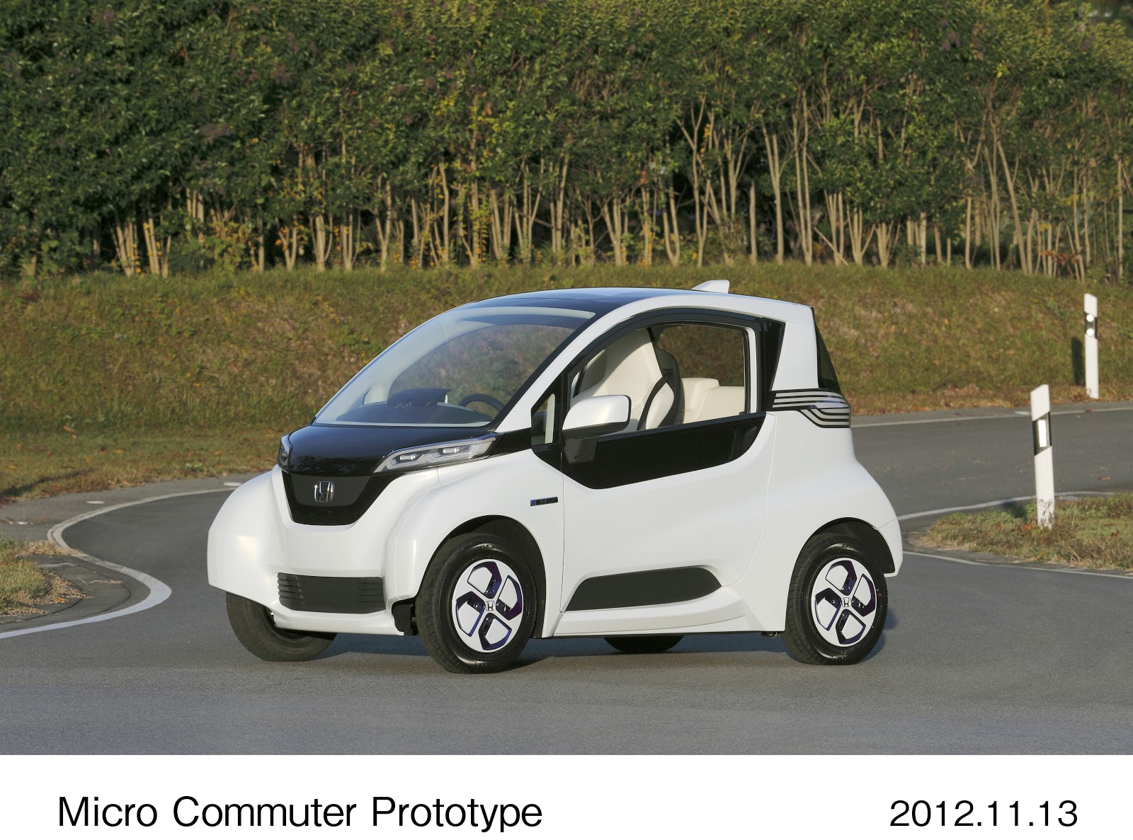 Honda unveils micro sized electric vehicle