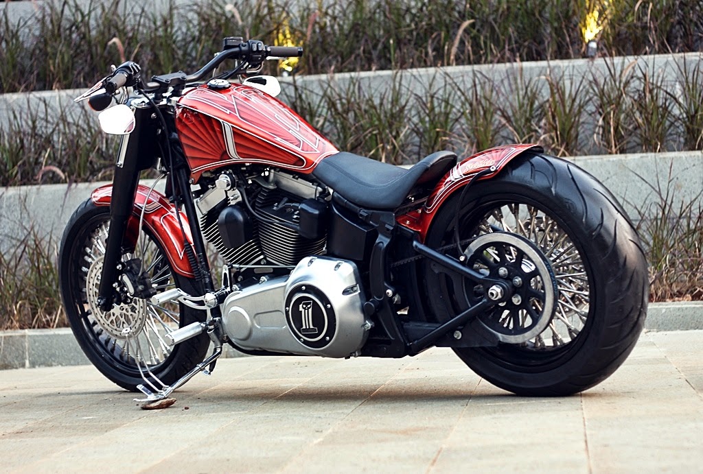 Foto Modifikasi Motor Harley Davidson Softail Fatboy Lo