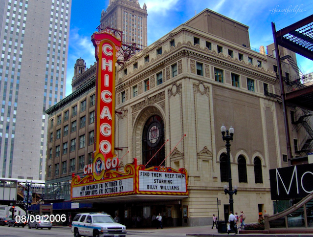 Chicago Theatre, State Street