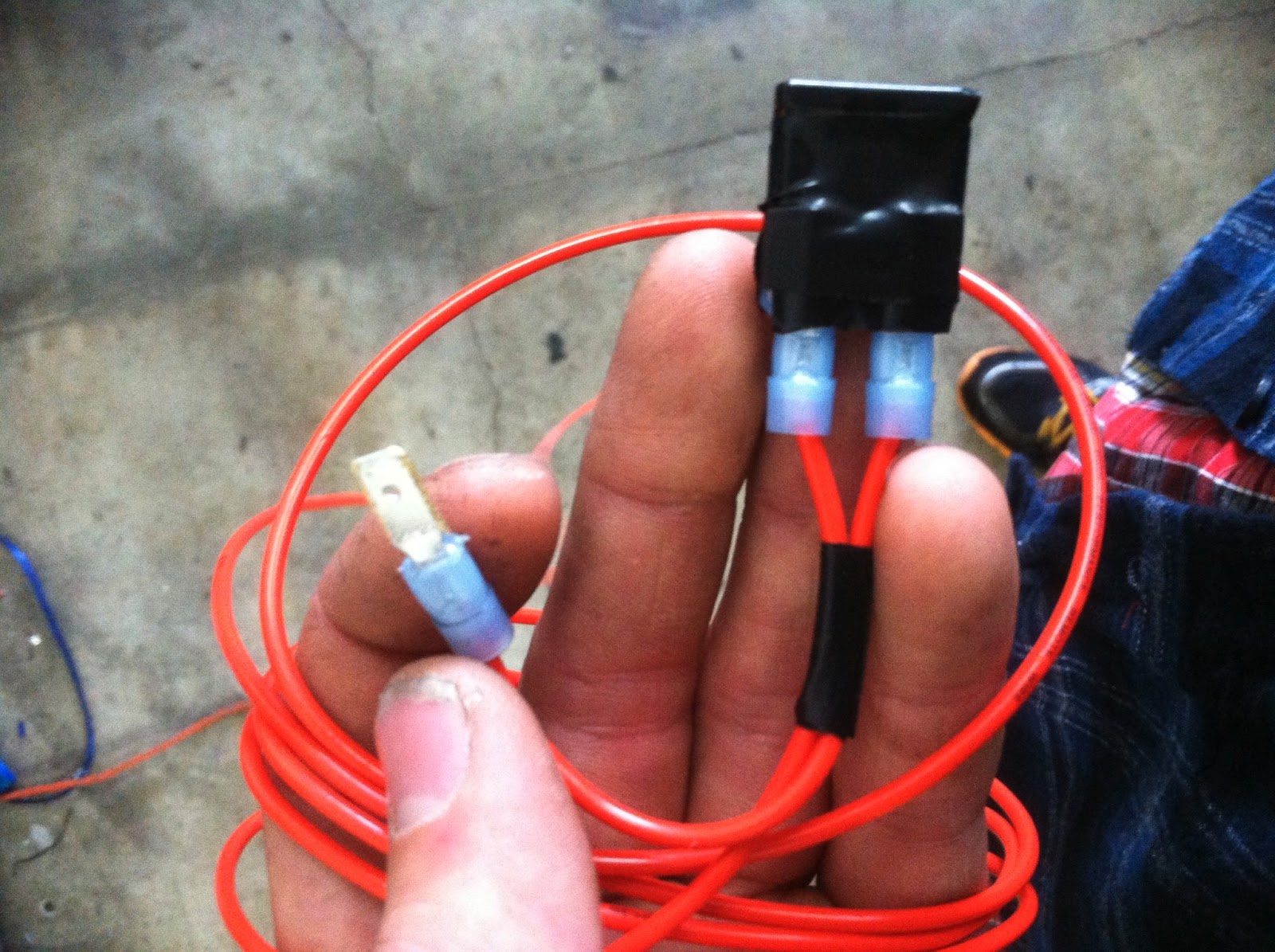 Car Audio Tips Tricks and How To's : 2002 Mercedes Benz G500 Switched Power