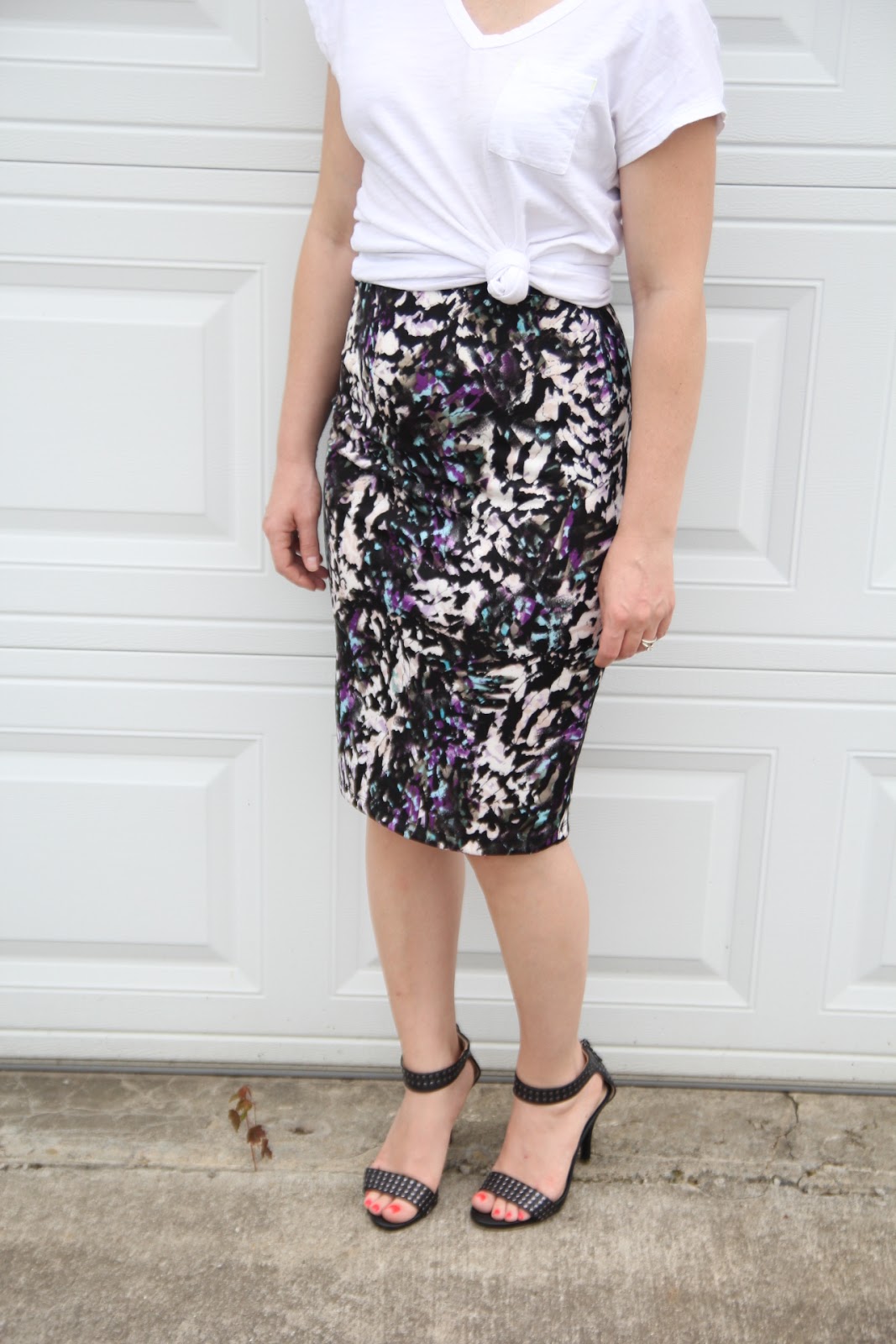 pencil skirt t shirt