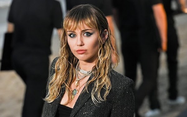 Miley Cyrus cancela asistencia a concierto en Sydney por miedo al Covid-19