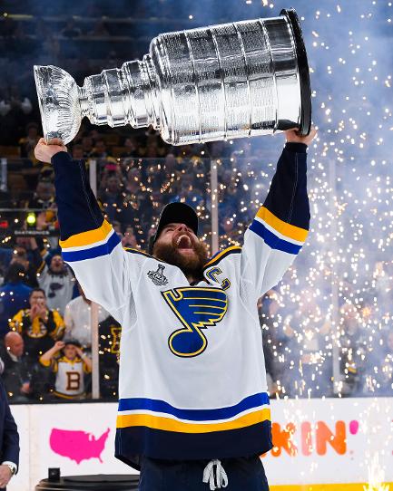 St. Louis Blues Alex Pietrangelo holds his new sweater after he was named  the 21st team captain of the St. Louis Blues at the Scottrade Center in St.  Louis on August 25