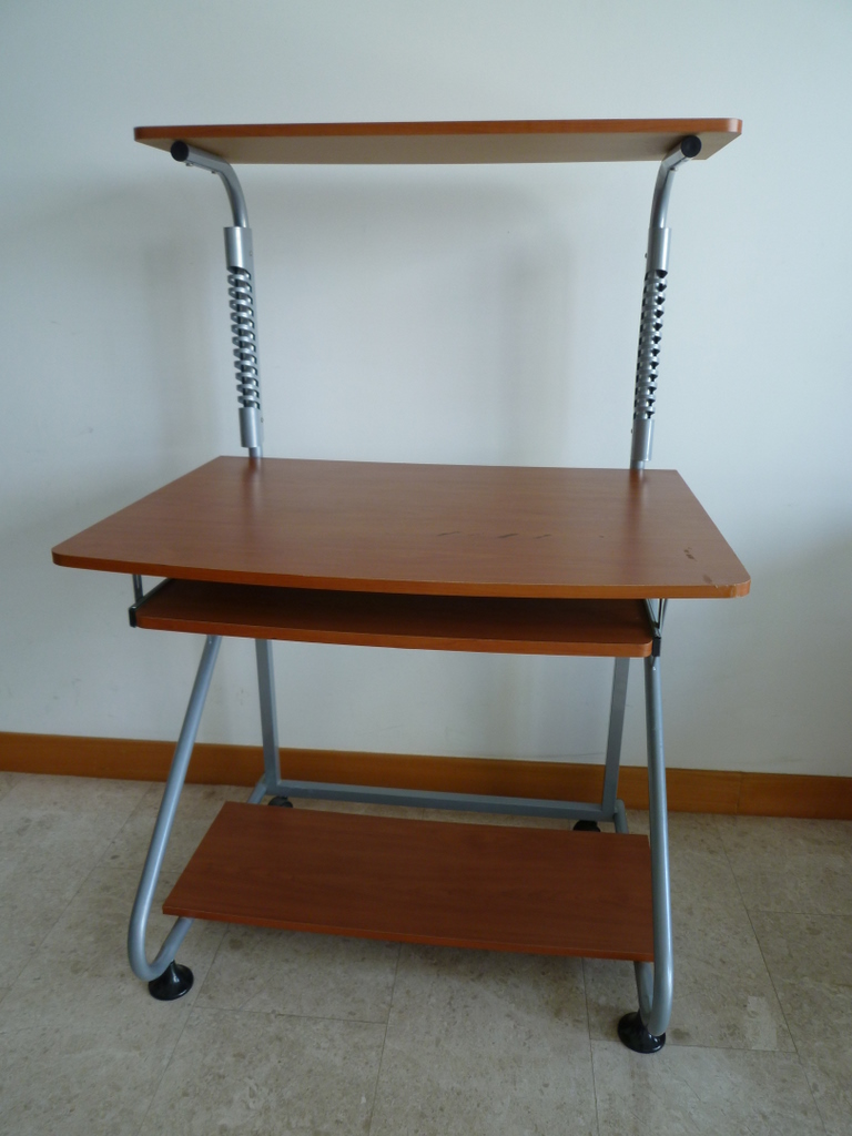 Computer Table Sale Singapore / Computer Table SITOCA very good