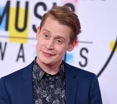 Macaulay Culkin Height, Biography, Wiki, Age, Dating, Net Worth