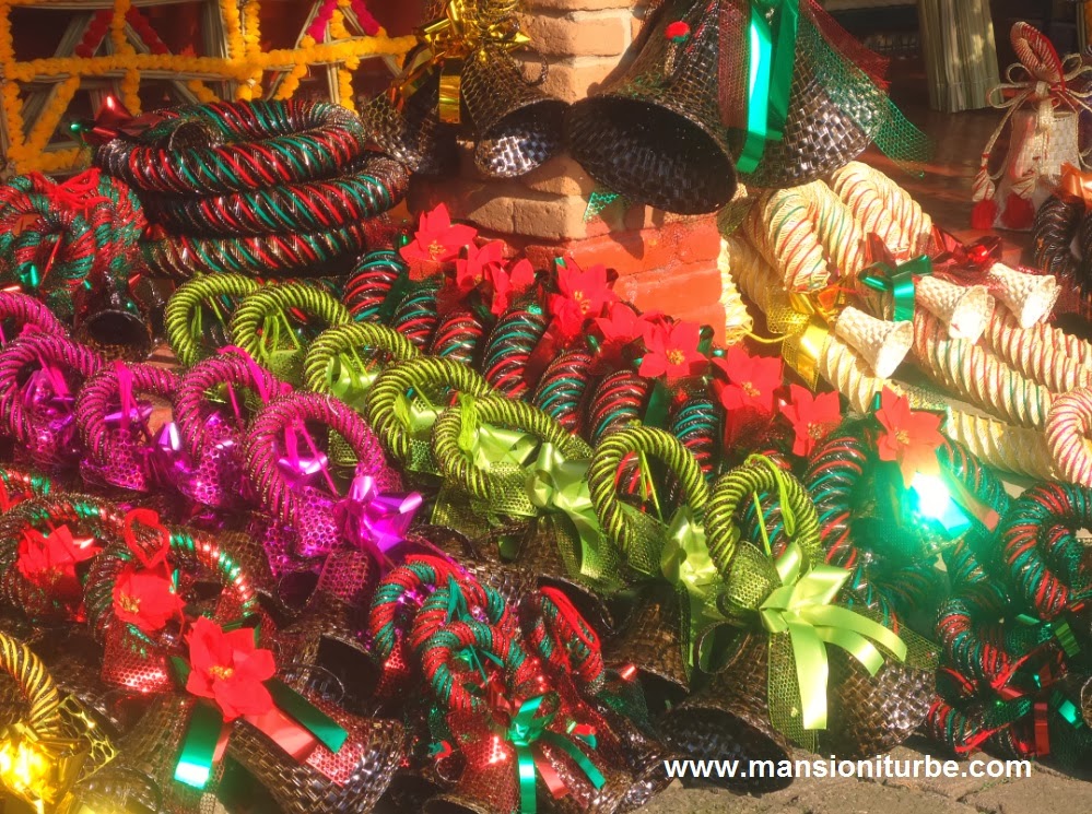 Decoración navideña mexicana con el toque de las Artesanías Michoacanas