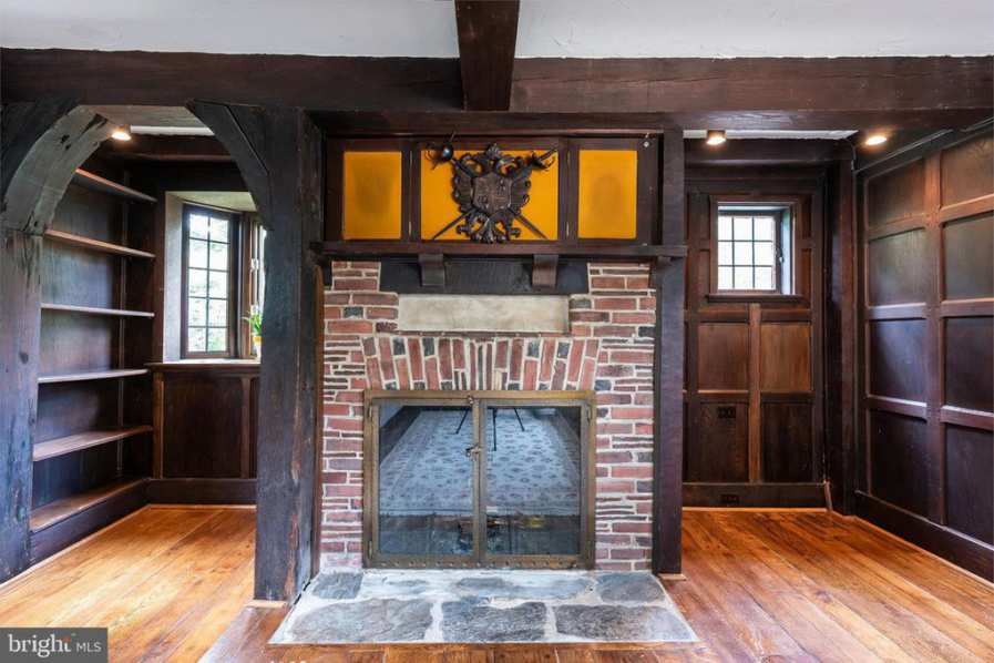 Loves Lane, Wynnewood, Pennsylvania