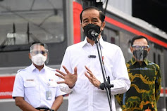 SMRC: 52 Persen Publik Tolak Jokowi Nyapres Lagi