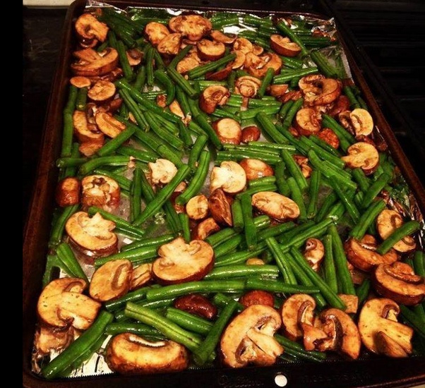 Roasted Green Beans with Mushrooms, Balsamic, and Parmesan