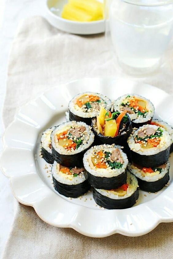 Gimbap (Korean dried seaweed rice rolls)