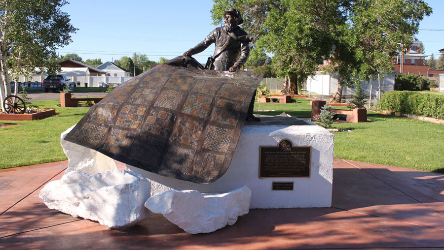 .Quiltscapes. It's time for the annual Panguitch Quilt Walk Festival!