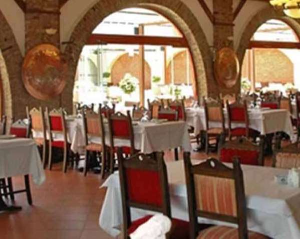 Kutluhan Et Lokantası 2tek1çift Neredeyiz?