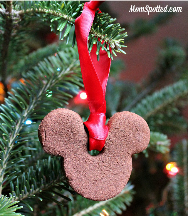 not only do they look pretty on the tree but they smell just like christmas you can make them any shape you want but these cute mickey ones are perfect - Homemade Mickey Mouse Christmas Decorations not only do they look pretty on the tree but they smell just like christmas you can make them any shape you want but these cute mickey ones are perfect - Homemade Mickey Mouse Christmas Decorations
