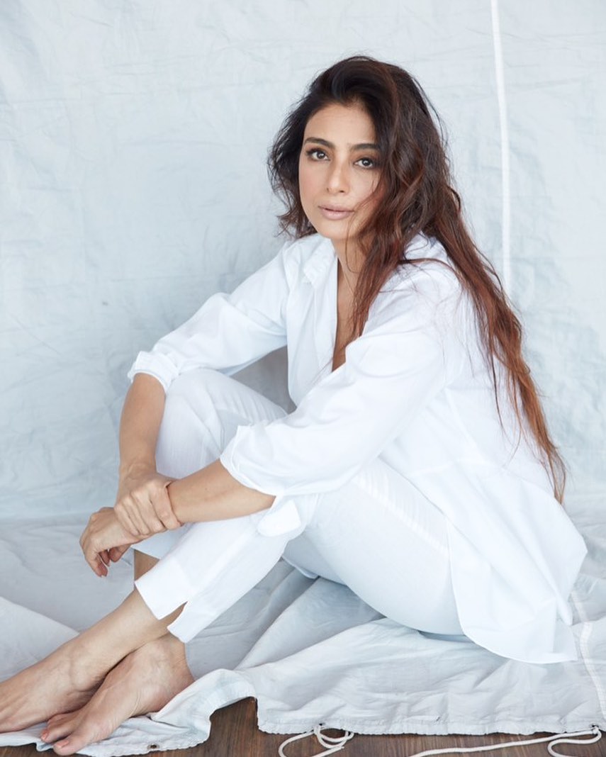 Tabu (Actress) Biography, Wiki, Age, Height, Family, Career, Awards, and  Many More
