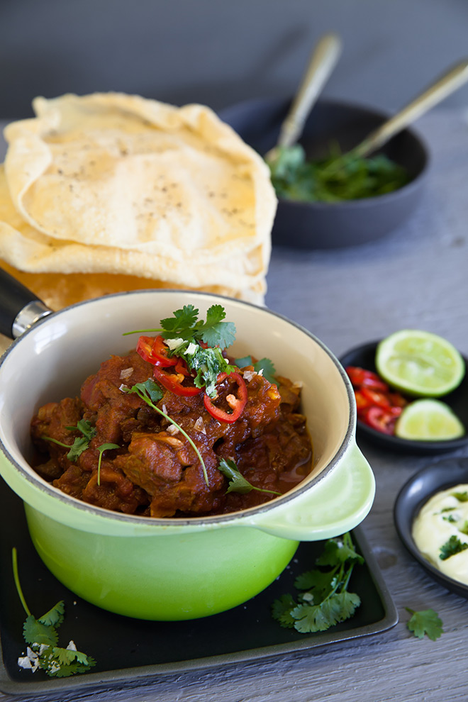 In en om die huis Slowcooked lamb knuckle curry