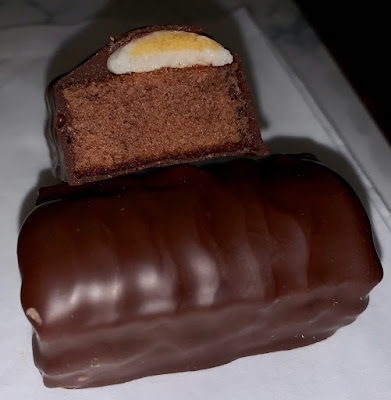 Cadbury Creme Egg Chocolate Cakes