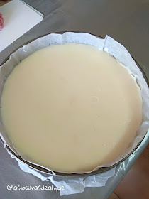 penultimo paso Tarta de queso con base de bizcocho