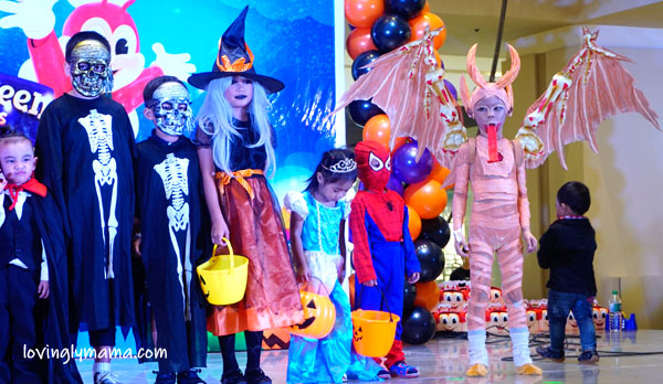 Jollibee Bacolod Halloween Express - Bacolod blogger - Bacolod mommy blogger - kids - daughters - Halloween costumes for kids - cosplay for kids - cowgirl - unicorn princess - Captain America - costumes for kids - scary costumes- pretend play - Ayala Malls Capitol Central - Jollibee and friends