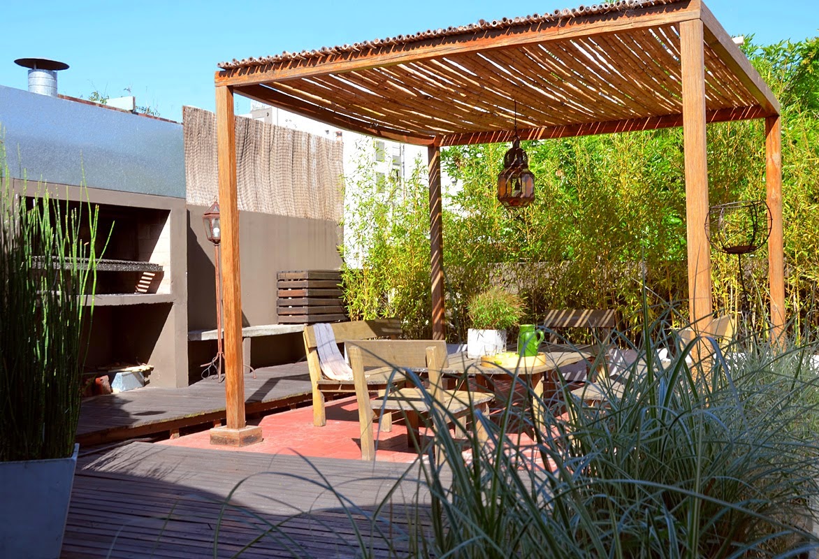 Consejos para decorar jardines en terrazas y balcones | Revista