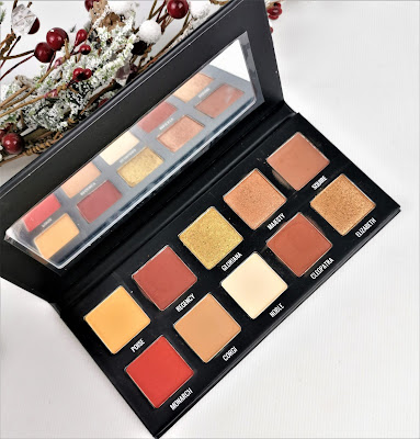 SAMPLE BEAUTY -  THE REIGN PALETTE