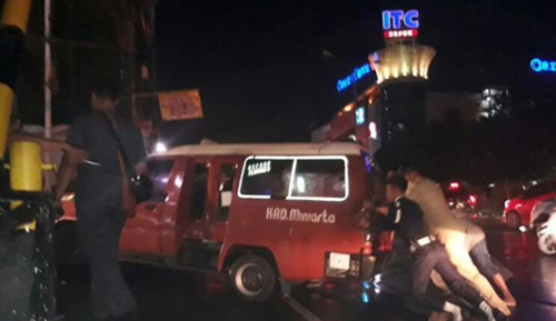 18 Arti Mimpi Melihat Angkot Menurut Islam Dan Primbon Jawa Yang Lengkap Arti Mimpi Islam Primbon 18 Arti Mimpi Melihat Angkot Menurut Islam Dan Primbon Jawa Yang Lengkap Arti Mimpi Islam Primbon
