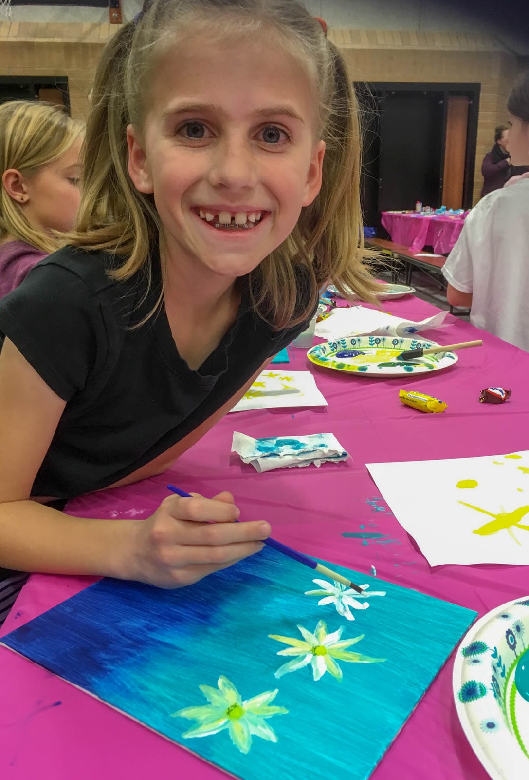 Heissatopia Paint night