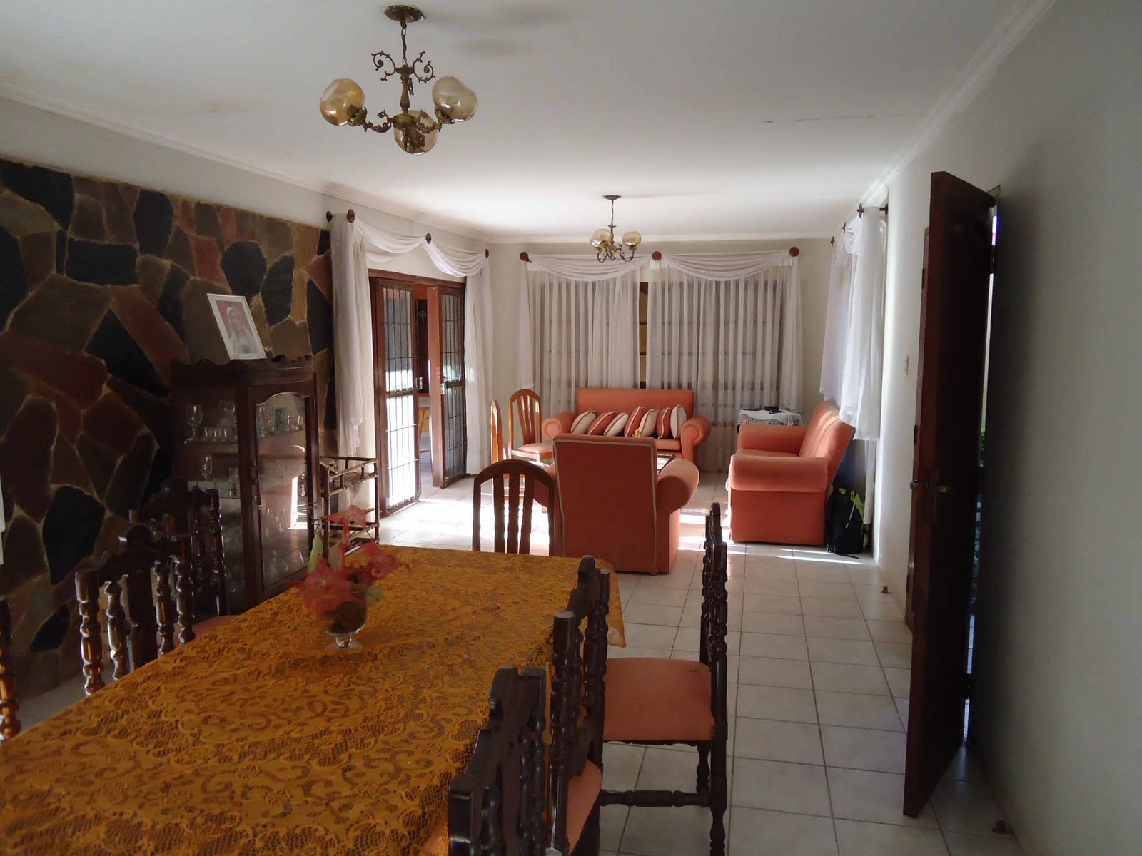 Casas en venta CERCA Av BENI ENTRE 4to y 5to