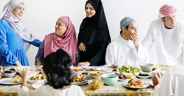 Bagaimana Adab Makan dan Minum Menurut Islam - Doa Muslimin.com
