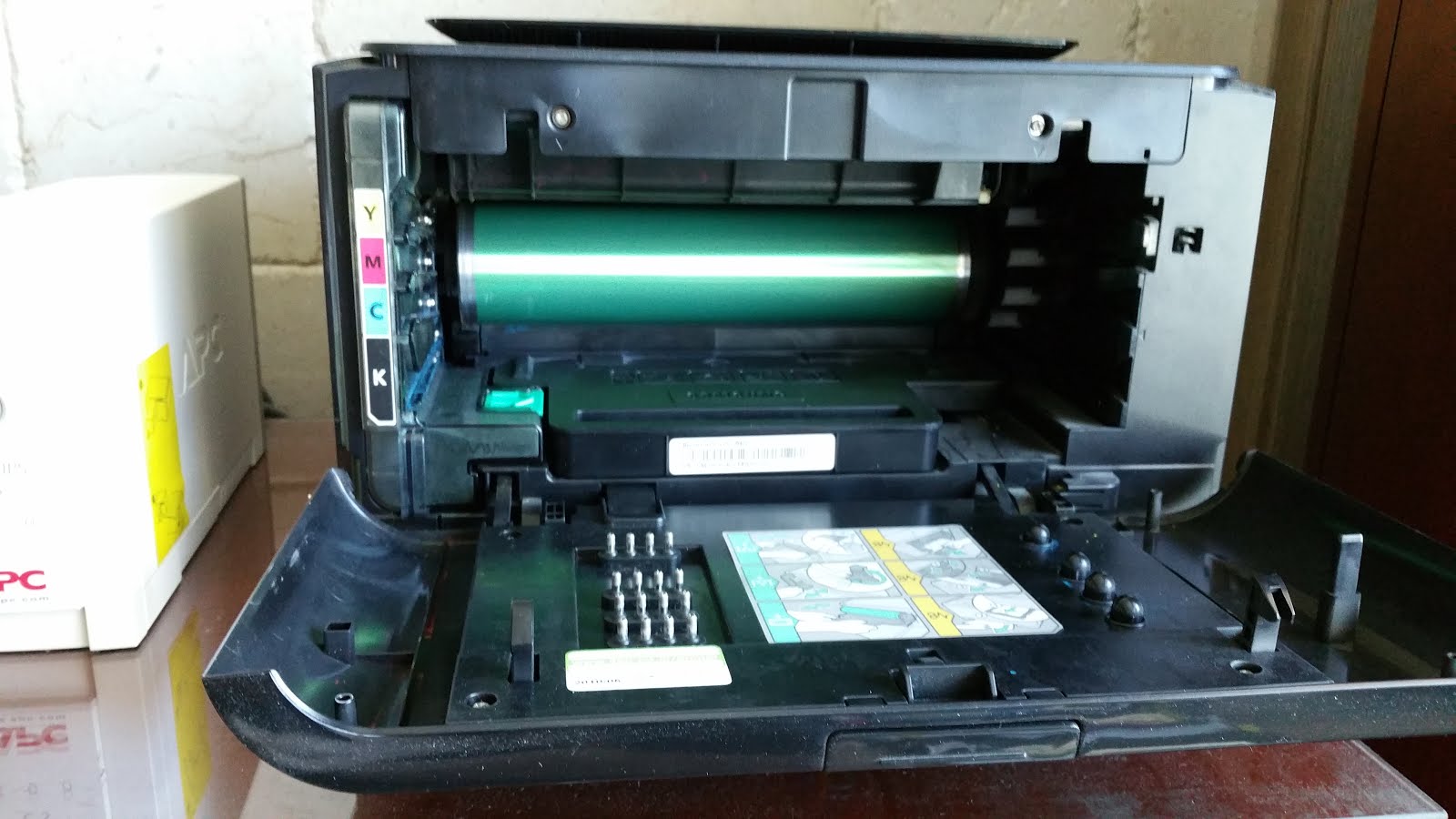 통 속의 통: 인쇄시 줄 가는 레이저 프린터 간단히 청소하기