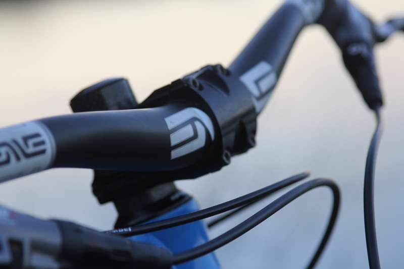 Cycling Tips 2 Are Wide Handlebars Better (part 1)? Arm Crank