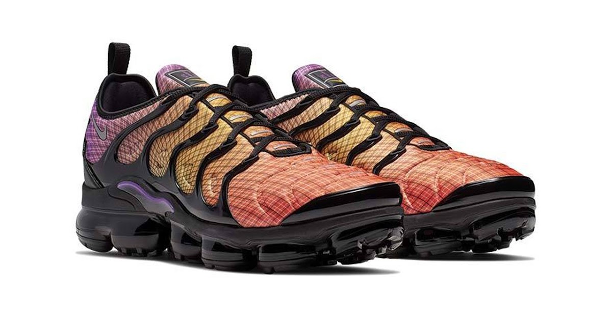 vapormax plus string desert