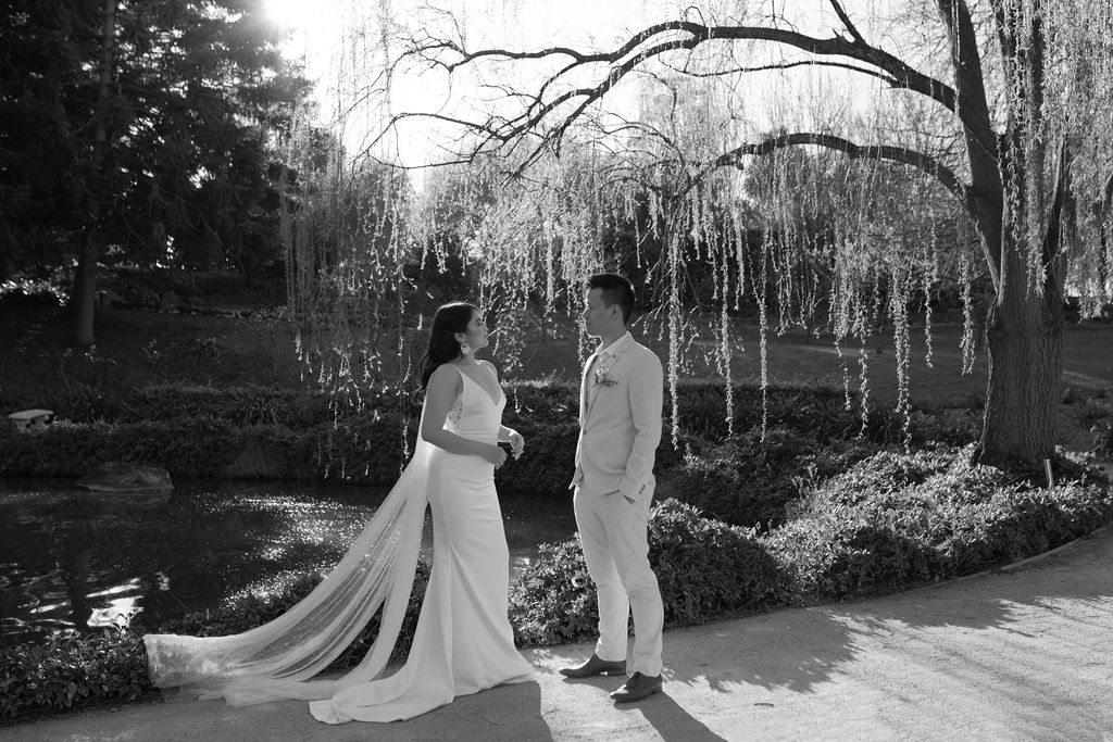 the aisle photography hunter valley weddings bridal gowns stationery floral design venue to the aisle australia | august bloom editorial