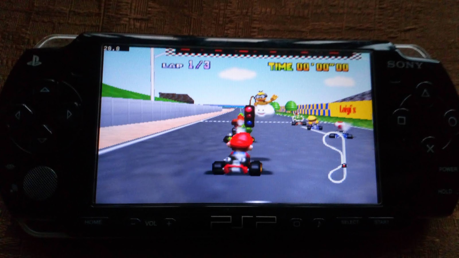 Iceberg Black Jugar Mario Kart en PSP con DaedalusX64