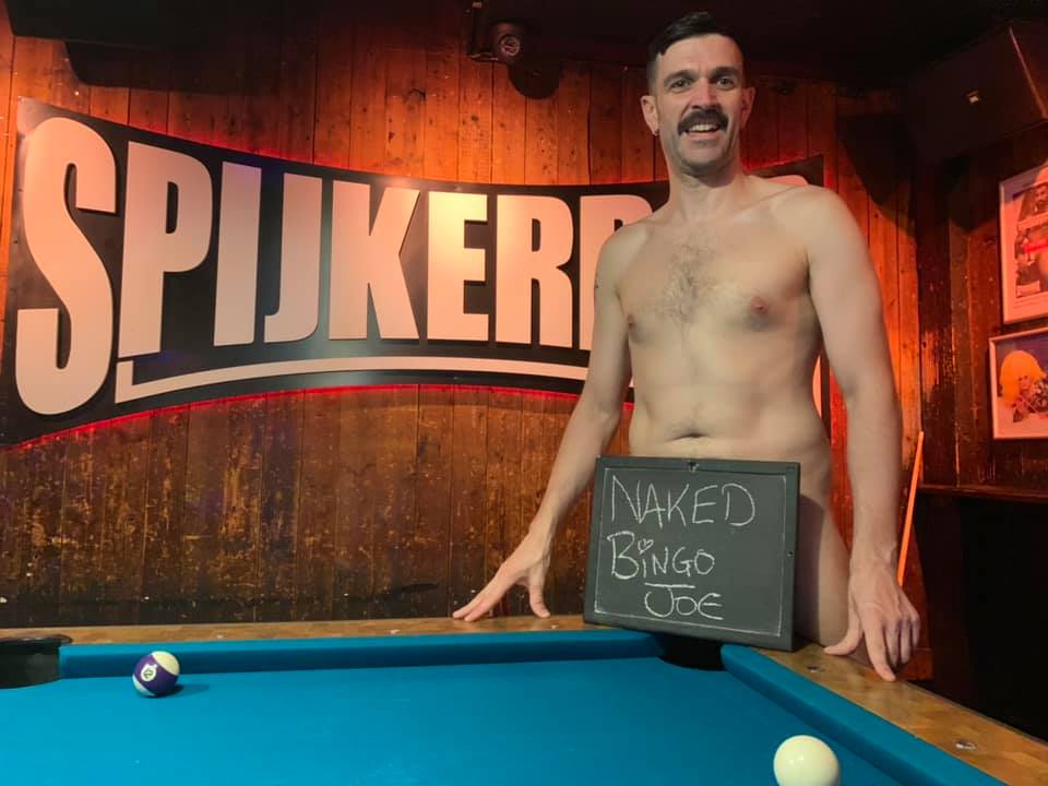 The scottish barman - nude photos