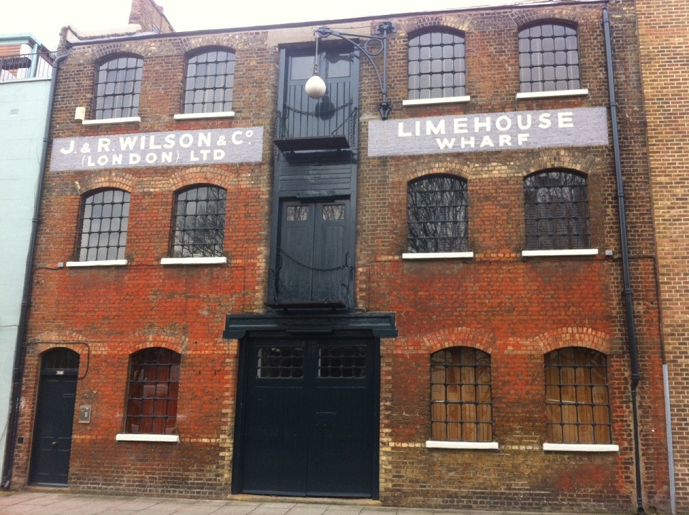 An Urban Wander around Limehouse, London E14 | In Search of Space