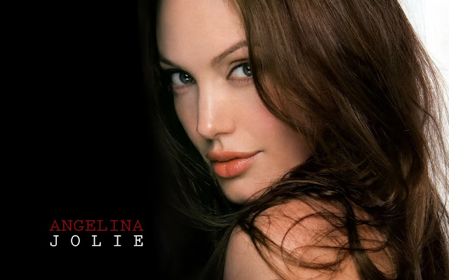 Angelina-Jolie-WideScreen-Wallpapers