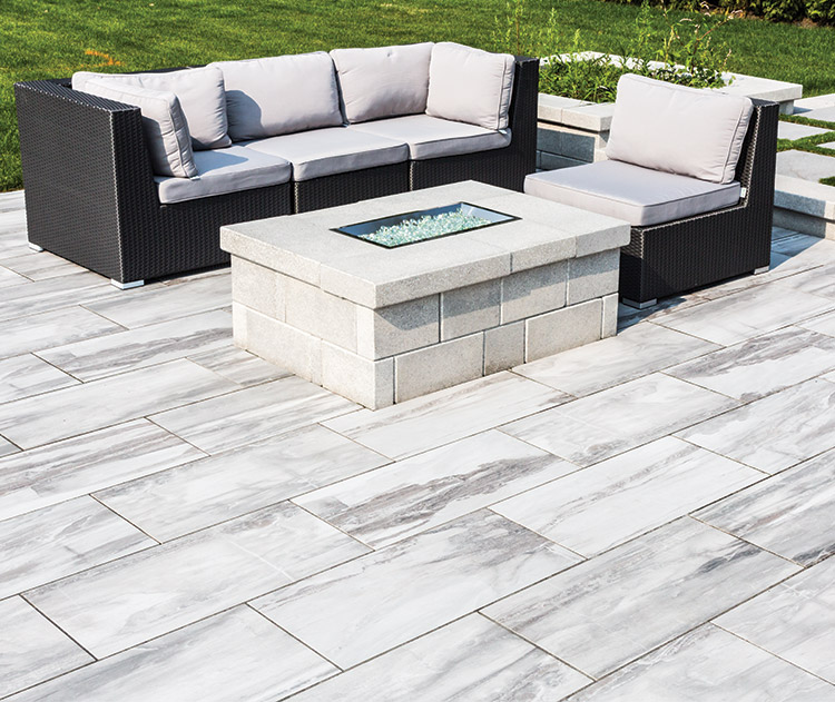 Top Reasons To Use Porcelain Tiles In Outdoors