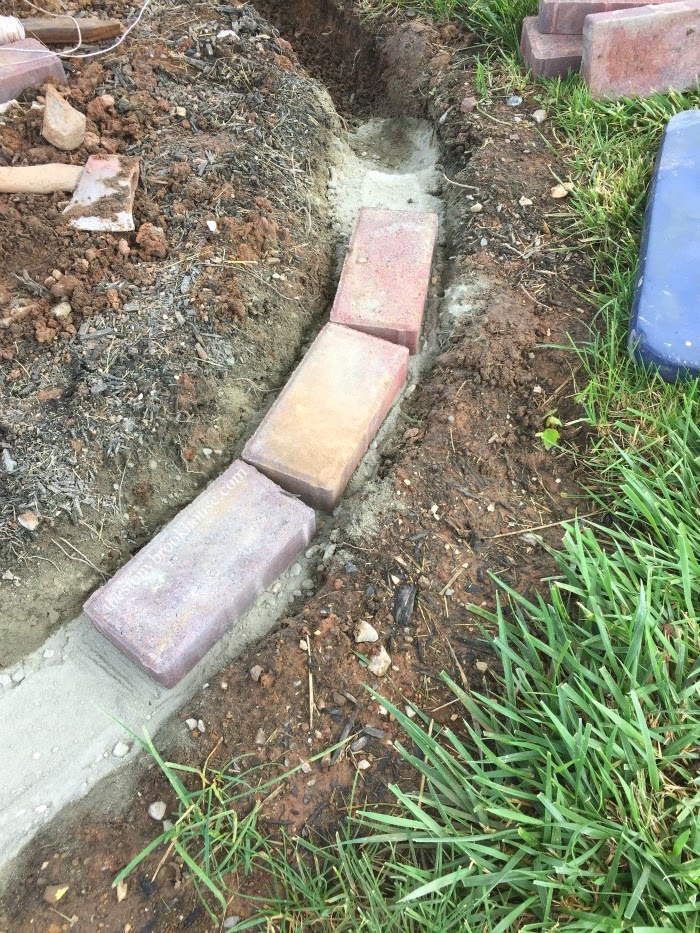 How To Install Brick Garden Borders…The Easy Way! The Stonybrook House