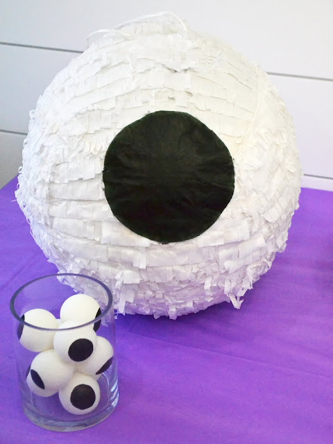Googly Eye Halloween Party Ideas by Aly Dosdall