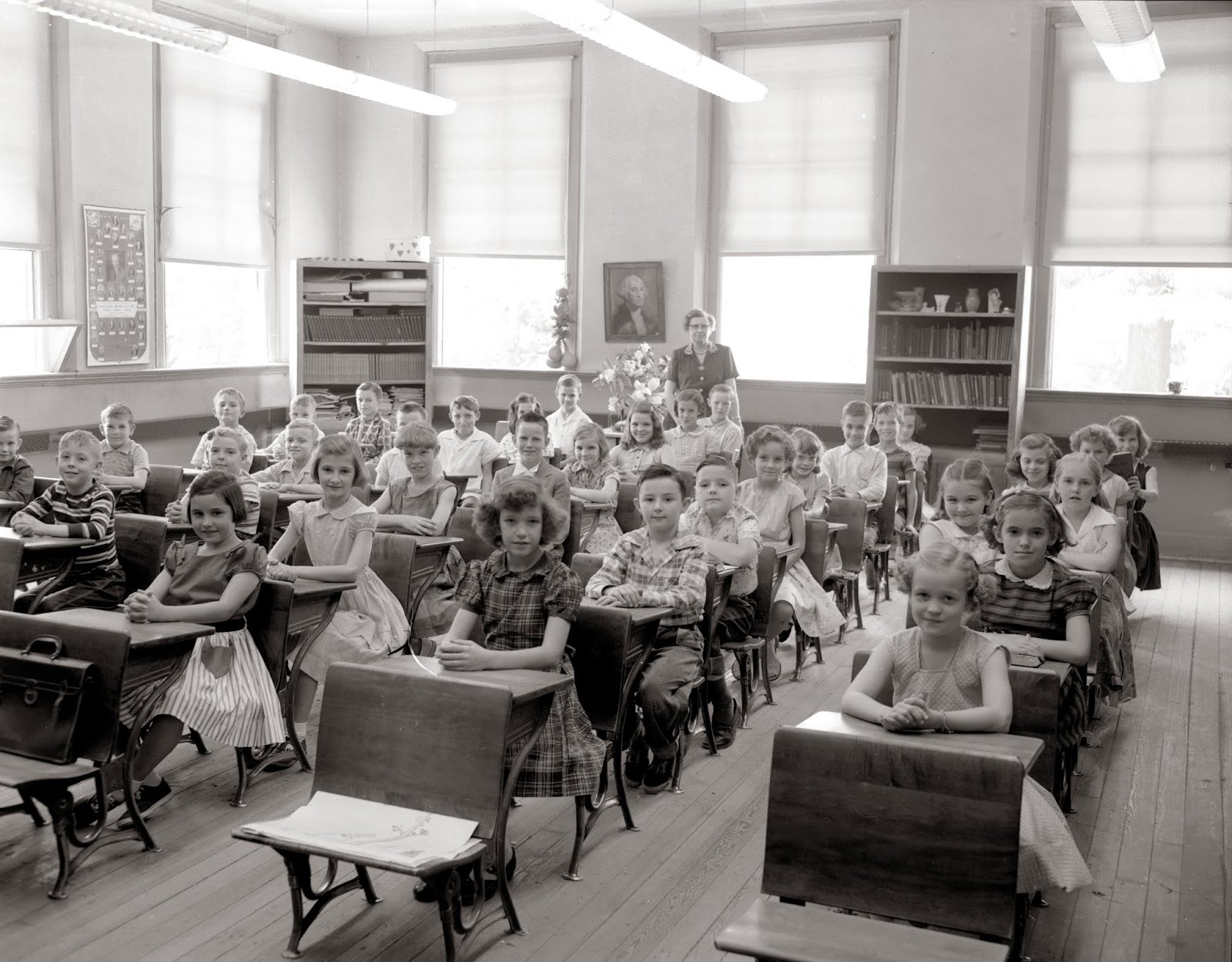 THE LANCASTER ARCHIVE Central School 3rd Grade Class 1954