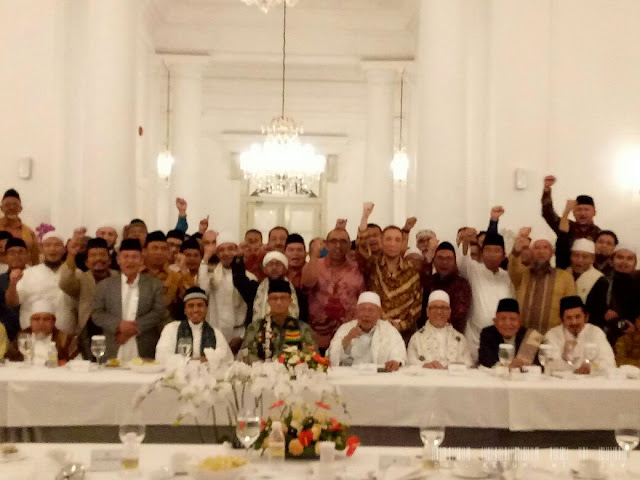 Silaturahim Bareng Ulama, Anies Baswedan: Cahaya Islam Akan Terbit dari Timur