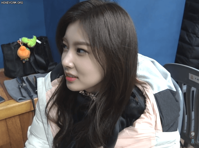 눈 흘기는 강혜원