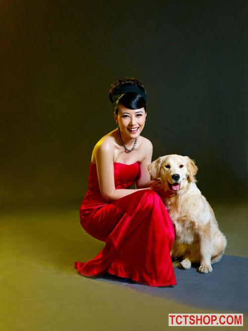 “Dương Thục Phi” không ngại mặc hở ở tuổi 49 “Dương Thục Phi” không ngại mặc hở ở tuổi 49