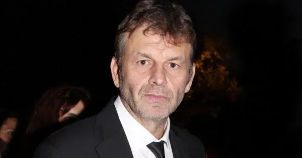 Γκλέτσος: «Μάλλον είμαι θετικός στον κορωνοϊό - Έκανα τεστ και βγήκε θετικό» (βίντεο) Γκλέτσος: «Μάλλον είμαι θετικός στον κορωνοϊό - Έκανα τεστ και βγήκε θετικό» (βίντεο)
