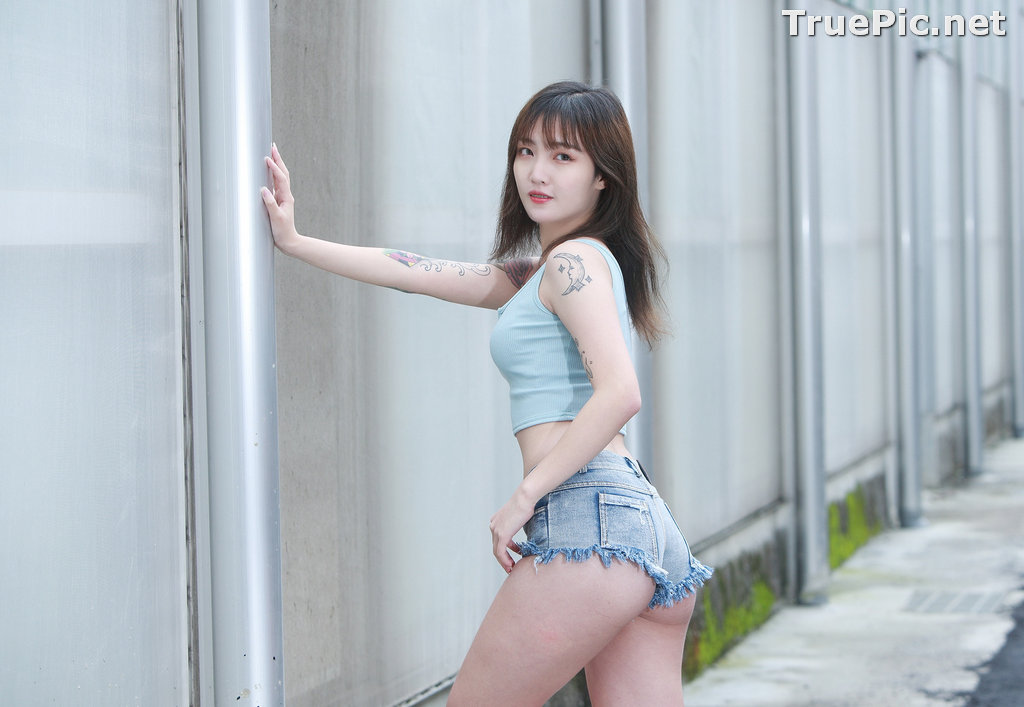 Image Taiwanese Lovely and Sexy Girl – 泱泱 - Low Top and Jeans Pants - TruePic.net - Picture-27