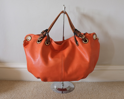 Handbags, Handbags, Handbags!: Trend Alert! Orange Bags!