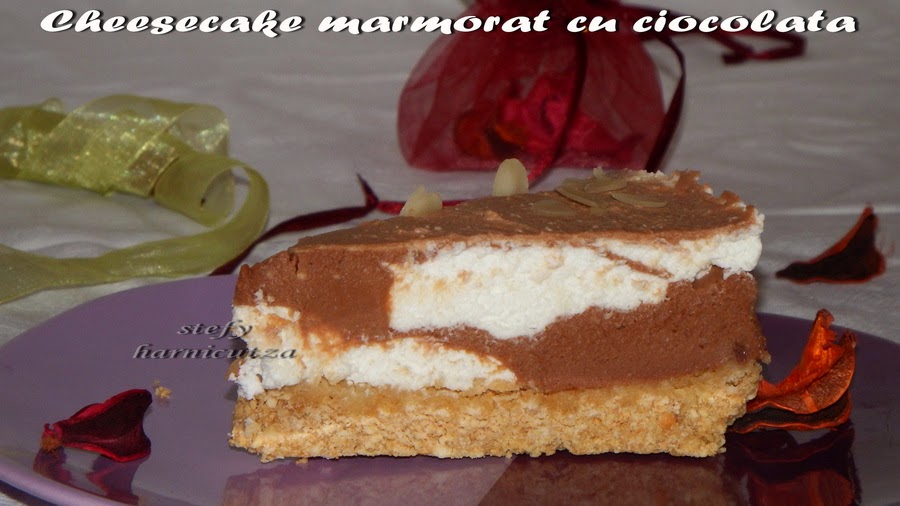 Cheesecake marmorat cu ciocolata